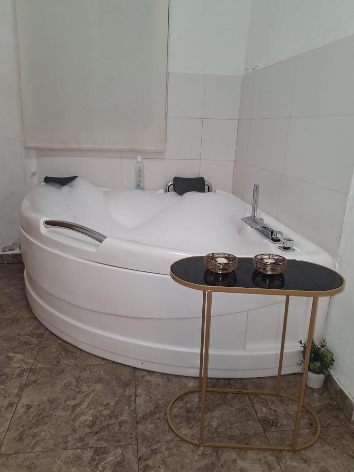 Apartamento Jacuzzi Cartagena Eksteriør billede